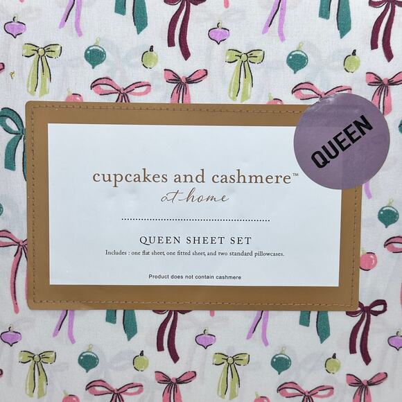 Cupcakes and Cashmere Queen Sheet Set Christmas Bows Ornaments Holiday NEW - Picture 2 of 8